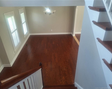2083 Broadman Avenue - Photo Thumbnail 10
