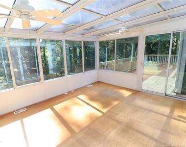 105 Cameron Court - Photo Thumbnail 28
