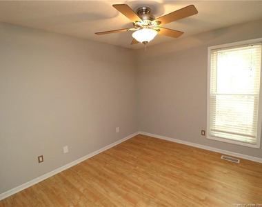 105 Cameron Court - Photo Thumbnail 22