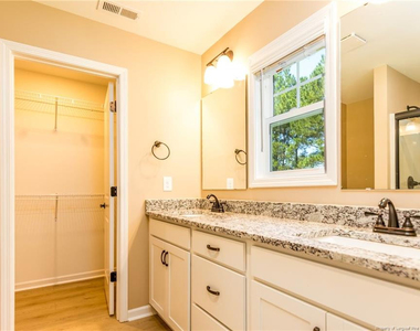 252 Penfield Way - Photo Thumbnail 14