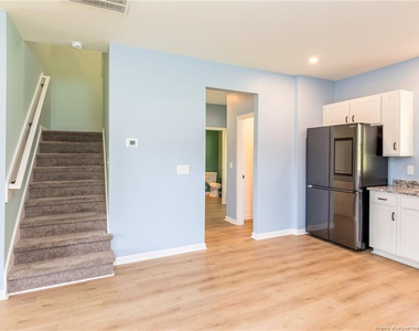 252 Penfield Way - Photo Thumbnail 11