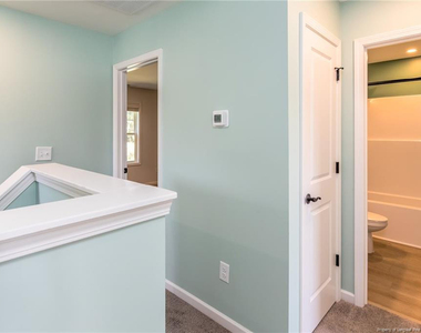 252 Penfield Way - Photo Thumbnail 20