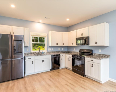 252 Penfield Way - Photo Thumbnail 7