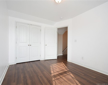 145 Harcourt Place - Photo Thumbnail 11