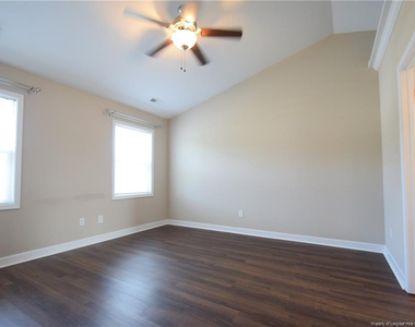 145 Harcourt Place - Photo Thumbnail 7