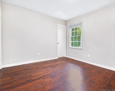 4572 Westfield Road - Photo Thumbnail 16