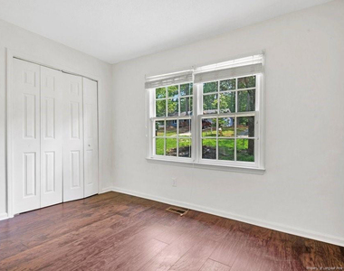 4572 Westfield Road - Photo Thumbnail 10