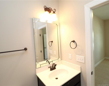 903 Shoofly Path - Photo Thumbnail 7