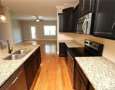903 Shoofly Path - Photo Thumbnail 11
