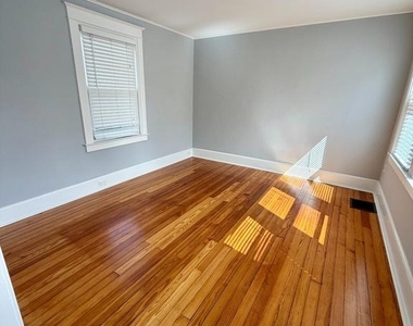 152 S Keswick Avenue - Photo Thumbnail 13