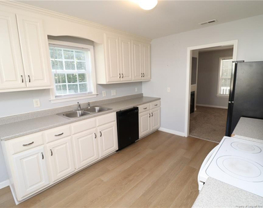 410 Whitehall Court - Photo Thumbnail 6