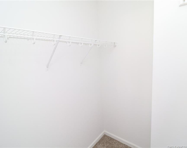410 Whitehall Court - Photo Thumbnail 17