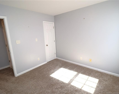 410 Whitehall Court - Photo Thumbnail 23