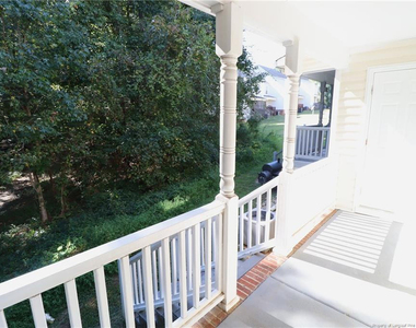 410 Whitehall Court - Photo Thumbnail 27