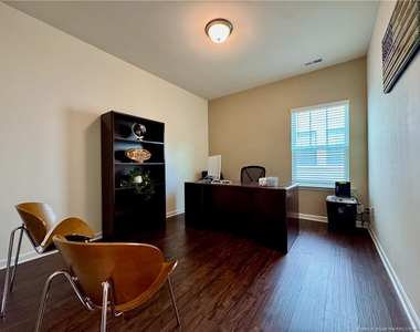 901 Sage Oak Lane - Photo Thumbnail 15