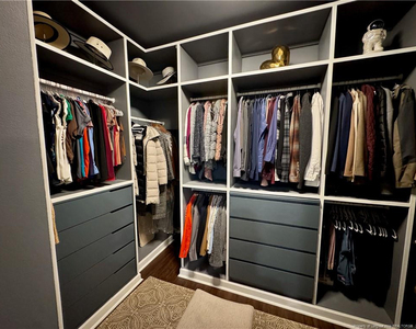 901 Sage Oak Lane - Photo Thumbnail 31