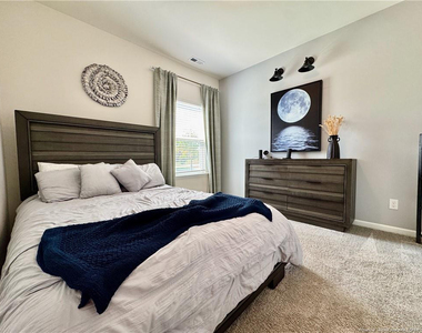 901 Sage Oak Lane - Photo Thumbnail 9