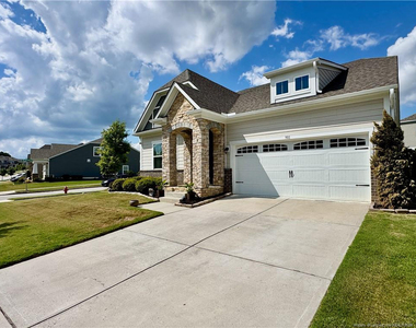 901 Sage Oak Lane - Photo Thumbnail 2