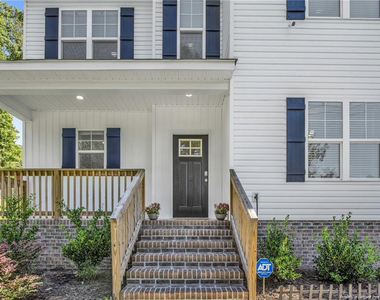 501 Randolph Avenue - Photo Thumbnail 2