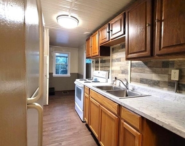 6570 Furnace Road - Photo Thumbnail 4
