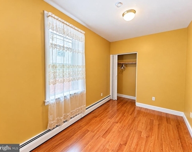 912 Ridge Avenue - Photo Thumbnail 6