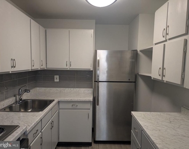 100 E 100  Glenolden Ave. - Photo Thumbnail 1