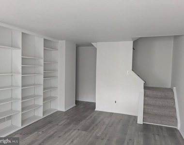 100 E 100  Glenolden Ave. - Photo Thumbnail 6