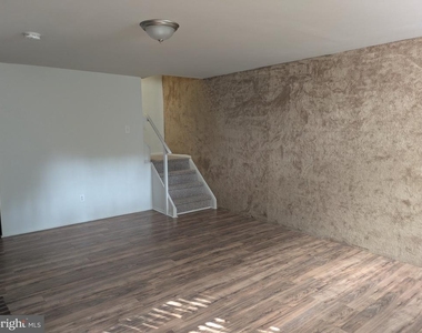 100 E 100  Glenolden Ave. - Photo Thumbnail 10