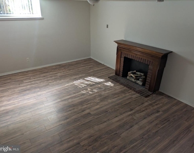 100 E 100  Glenolden Ave. - Photo Thumbnail 9