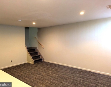 100 E Glenolden Avenue - Photo Thumbnail 7