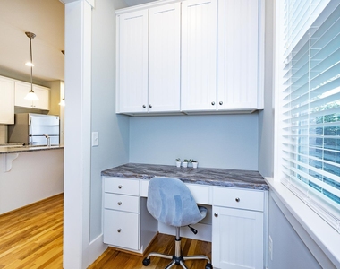 96 Summersweet Lane - Photo Thumbnail 13