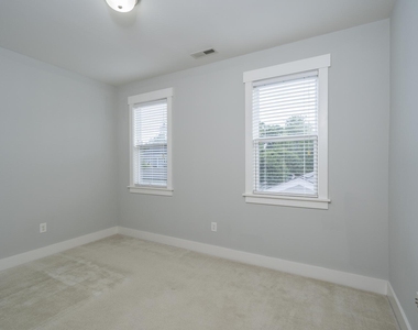 96 Summersweet Lane - Photo Thumbnail 23