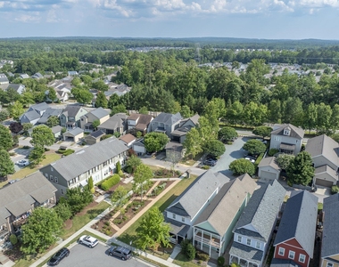 96 Summersweet Lane - Photo Thumbnail 35