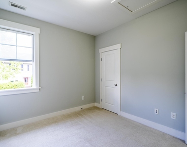 96 Summersweet Lane - Photo Thumbnail 26