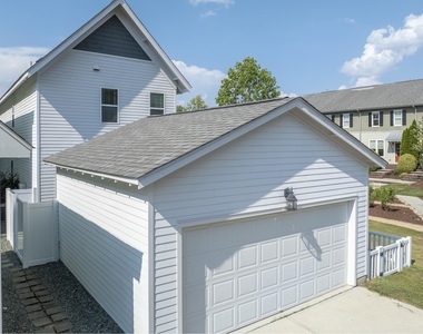 96 Summersweet Lane - Photo Thumbnail 32