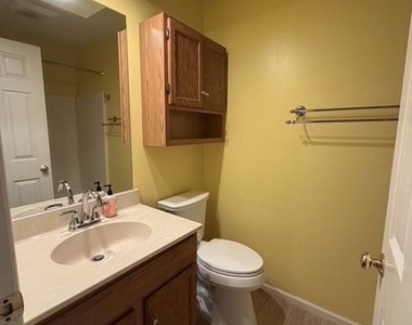 917 Chowning Drive - Photo Thumbnail 10