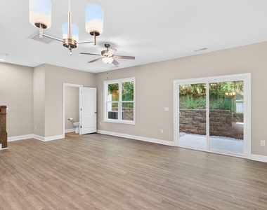 408 Meridian Crossing - Photo Thumbnail 2