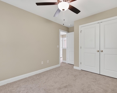 408 Meridian Crossing - Photo Thumbnail 7