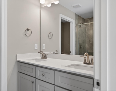 408 Meridian Crossing - Photo Thumbnail 8