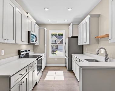 408 Meridian Crossing - Photo Thumbnail 3