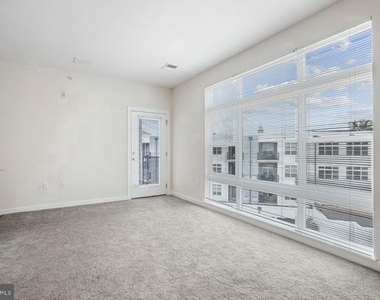 131 Bridge Street - Photo Thumbnail 18