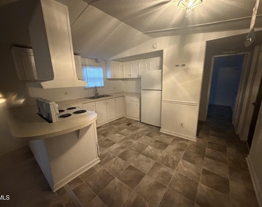50 White Pines Mobile Home Park - Photo Thumbnail 3