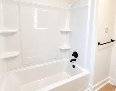 554 W Boot Road - Photo Thumbnail 7
