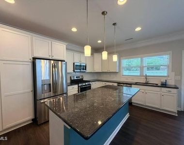 1244 Brown Velvet Lane - Photo Thumbnail 9