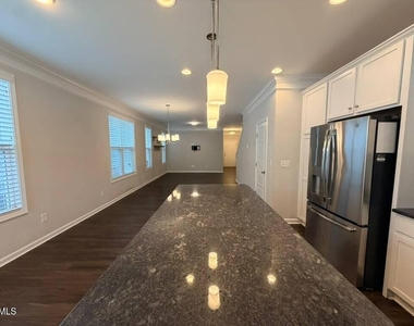 1244 Brown Velvet Lane - Photo Thumbnail 10
