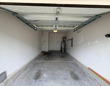 1244 Brown Velvet Lane - Photo Thumbnail 33