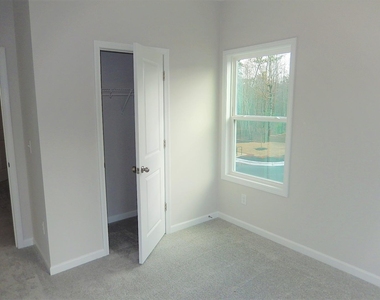 817 Oak Center Drive - Photo Thumbnail 22