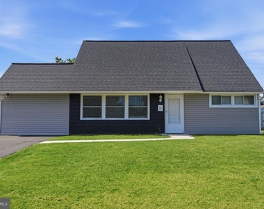 47 Mintleaf Road - Photo Thumbnail 1