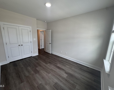 623 Marshskip Way - Photo Thumbnail 19
