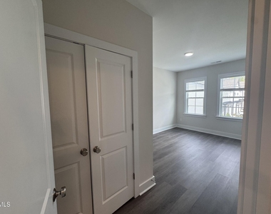 623 Marshskip Way - Photo Thumbnail 21